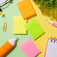 Стикеры Attache с клеев. краем 76х51, неон, оранж. 100л