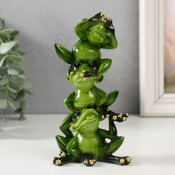 Сувенир полистоун лак Сувенир полистоун лак "Пирамидка из лягушек" 14х7,5х5 см