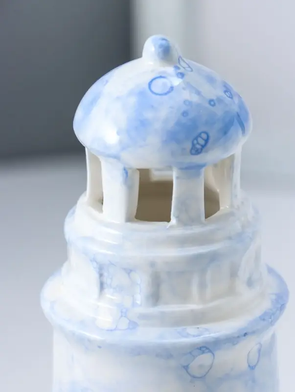 Сувенир керамика свет "Маяк" мраморный бело-синий 6,5х6,5х18 см