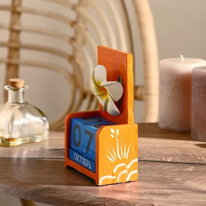 Календарь настольный дерево Календарь настольный дерево "Большой цветок" 10,5х5х15 см