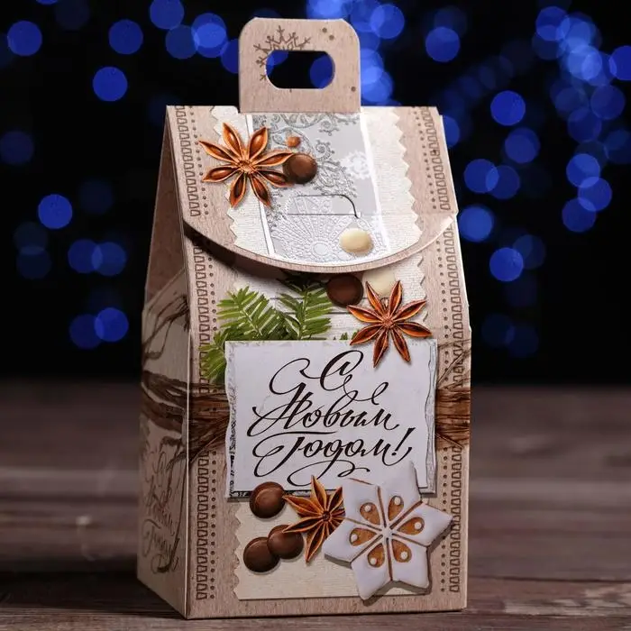 Подарочная коробка «Новогодний декупаж», 9.1×7×15.7 см Подарочная коробка «Новогодний декупаж», 9.1×7×15.7 см