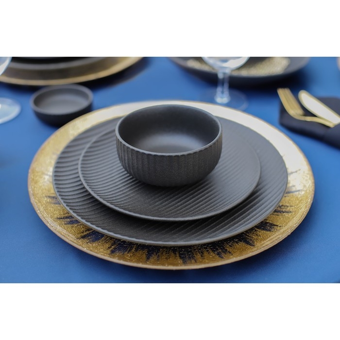 Миска фарфоровая Magistro Line, 1,3 л, d=17,5 см, цвет чёрный Миска фарфоровая Magistro Line, 1,3 л, d=17,5 см, цвет чёрный