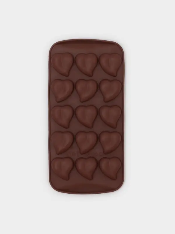 Форма для конфет и шоколада Доляна &laquo;Сердца&raquo;, силикон, 21.5&times;10.5&times;1.8 см, 15 ячеек (3&times;3 см), коричневая