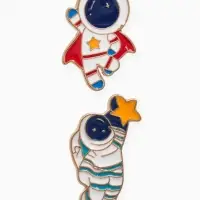 Набор значков (2 шт.) &laquo;Космонавты&raquo;, супер-герои, цветной в золоте