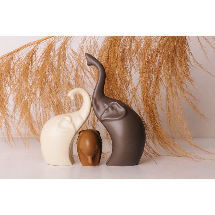 Сувенир керамика Сувенир керамика "Семейство слонов" матовый набор 3 шт 7х7 12х12 22х13 см