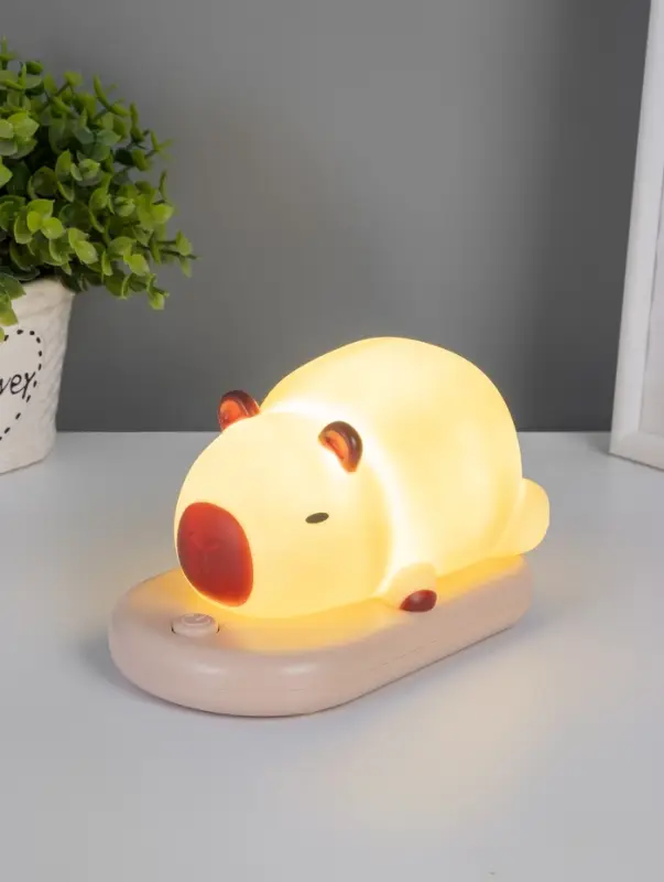 Ночник "Капибара на коврике" LED 3Вт 5V USB АКБ 9,3х15х13,2 см