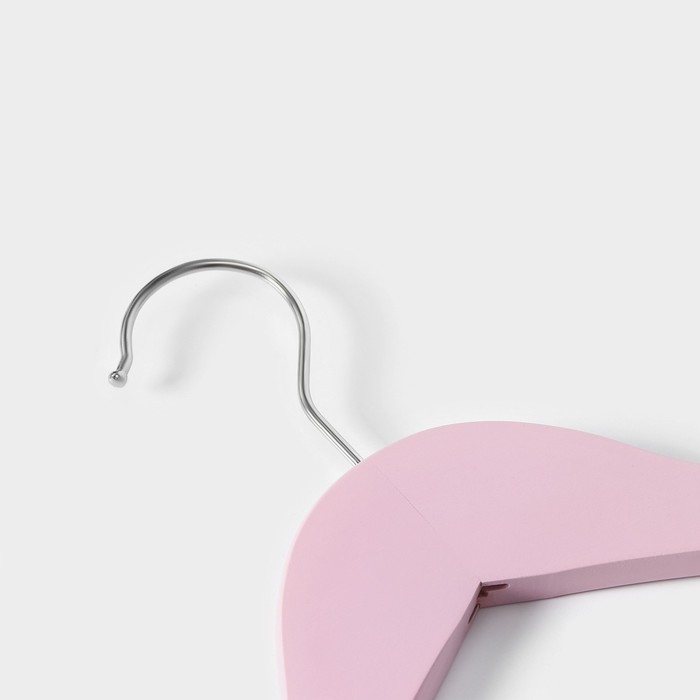 Плечики - вешалки LaDо́m Brillant, 44,5×23×1,2 см, 3 шт, деревянные, широкие плечики, цвет розовый Плечики - вешалки LaDо́m Brillant, 44,5×23×1,2 см, 3 шт, деревянные, широкие плечики, цвет розовый