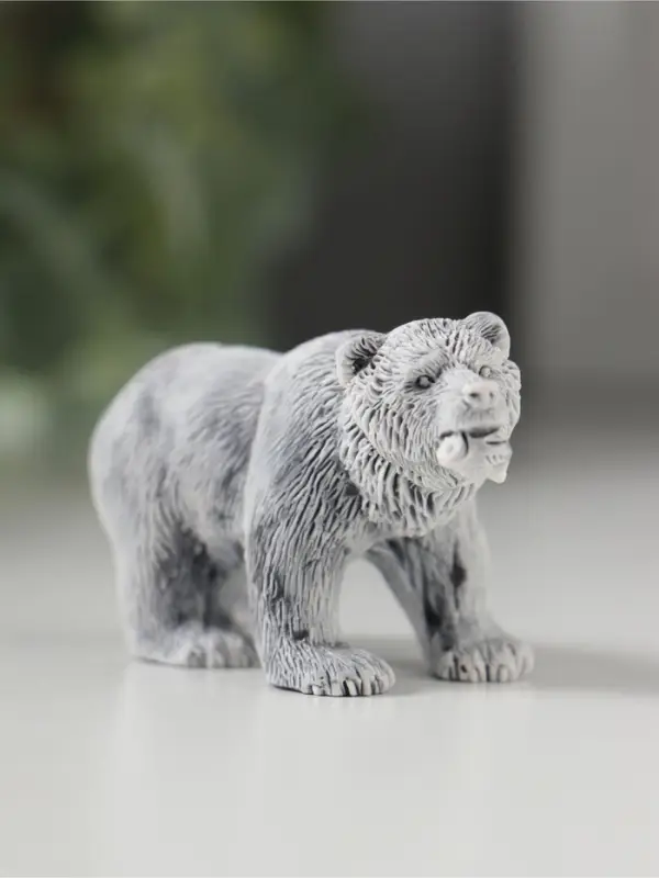 Сувенир "Медведь бурый" 3 (2 вида), 3,7см