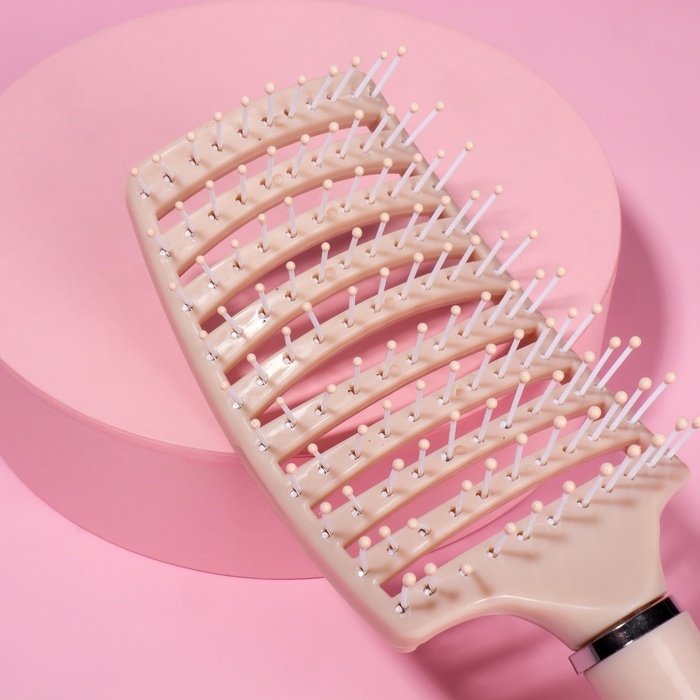 Расчёска массажная, широкая, вентилируемая, 7,3 × 25,3 см, цвет МИКС