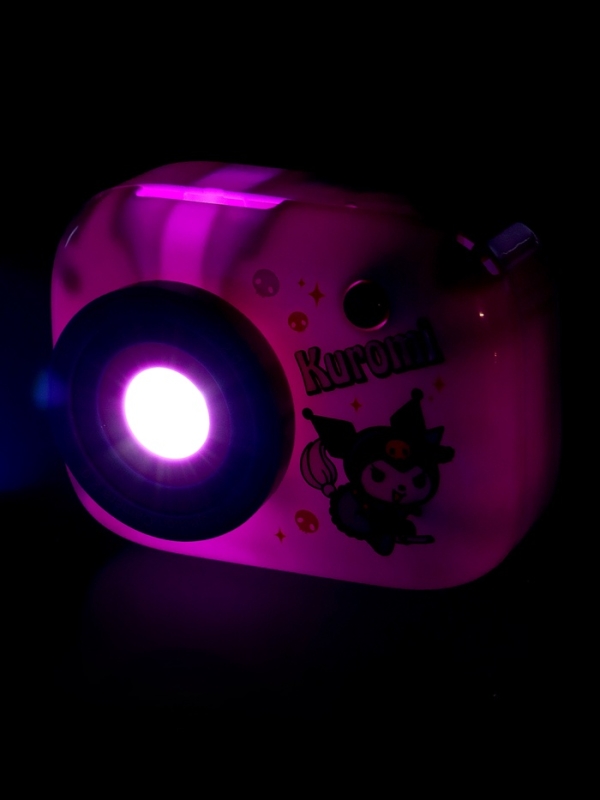 Проектор-фотоаппарат Проектор-фотоаппарат "Злая подружка" световые эффекты, 8 картинок