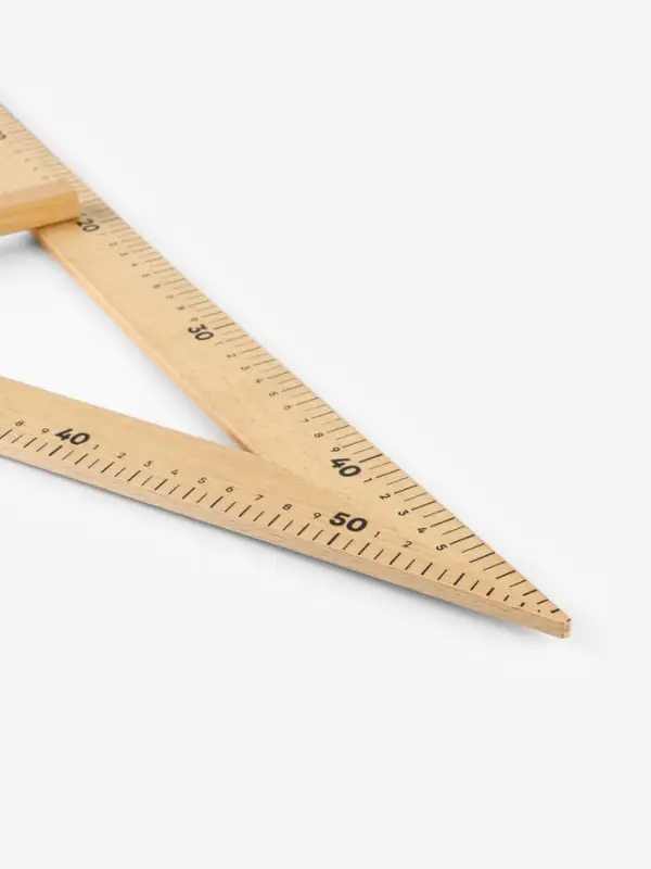 Линейка портновская &laquo;Угольник&raquo;, 50&times;32.5 см, дерево