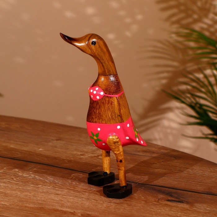 Сувенир "Утка в купальнике " дерево 25 см