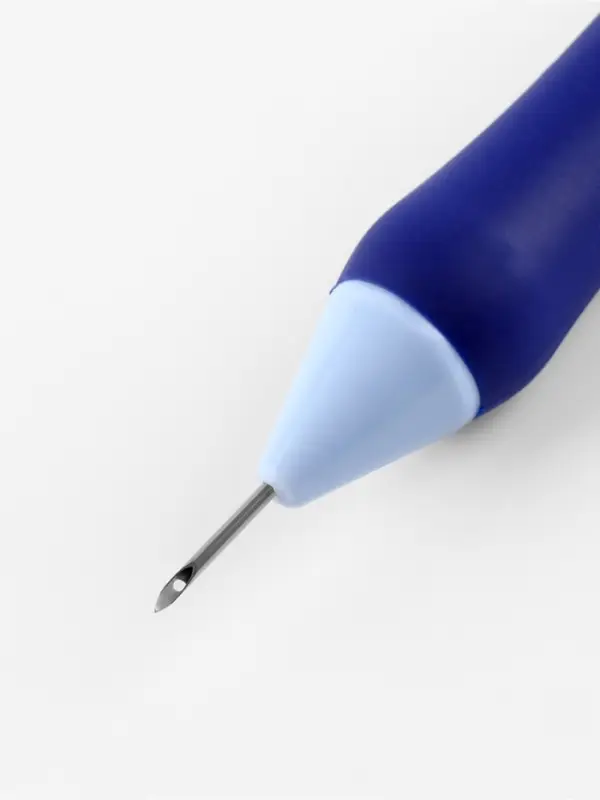 Игла для вышивания TEIRA, для ковровой техники, d=1.3/1.6/2.2 мм, с нитевдевателями, голубая, синяя