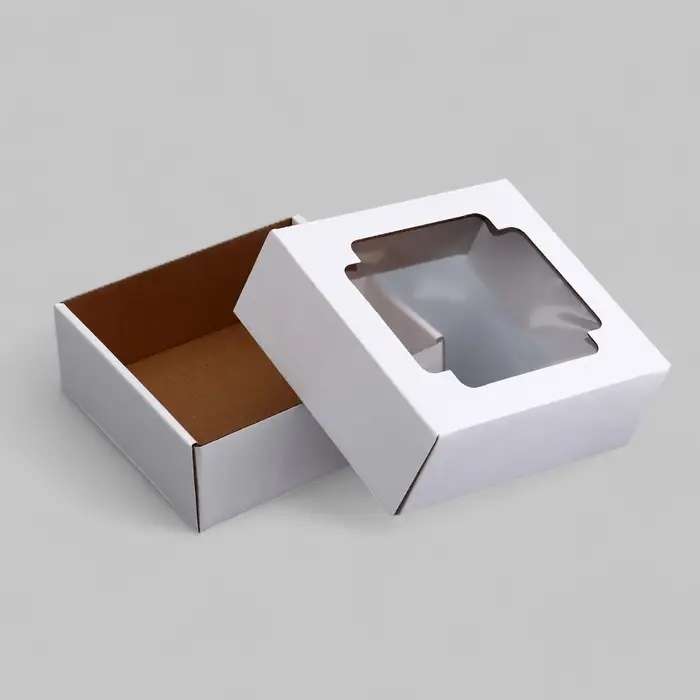 Коробка сборная без печати крышка-дно белая с окном 14.5&times;14.5&times;6 см