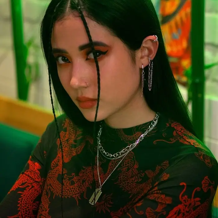 Пирсинг в ухо «Крест» с цепочкой, d=9 мм, цвет серебро Пирсинг в ухо «Крест» с цепочкой, d=9 мм, цвет серебро