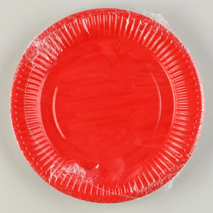 Тарелка одноразовая бумажная однотонная, красная