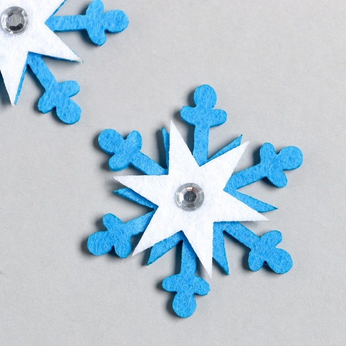 Декор для творчества войлок Декор для творчества войлок "Снежинки" набор 5 шт 4,7х4,7 см