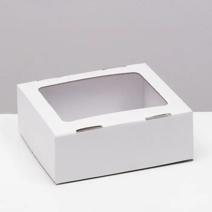 Коробка сборная, крышка-дно Коробка сборная, крышка-дно "белая" с окном 21х18х8 см