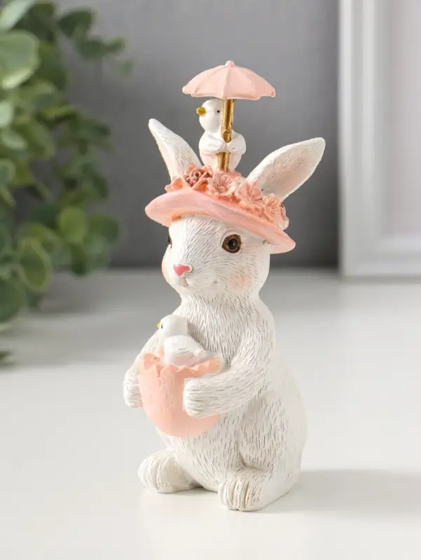 Сувенир полистоун "Белая зайка в розовой цветочной шляпке с зонтиком и цыплятами" 14,5 см