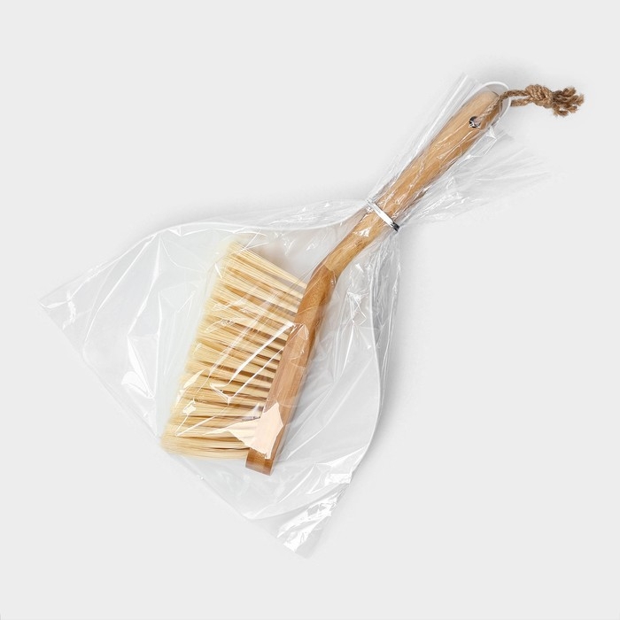 Щётка с совком Raccoon Meli, бамбуковая ручка, совок 33,5×21,5×5,5 см, щётка 30×4 см, ворс 6 см Щётка с совком Raccoon Meli, бамбуковая ручка, совок 33,5×21,5×5,5 см, щётка 30×4 см, ворс 6 см