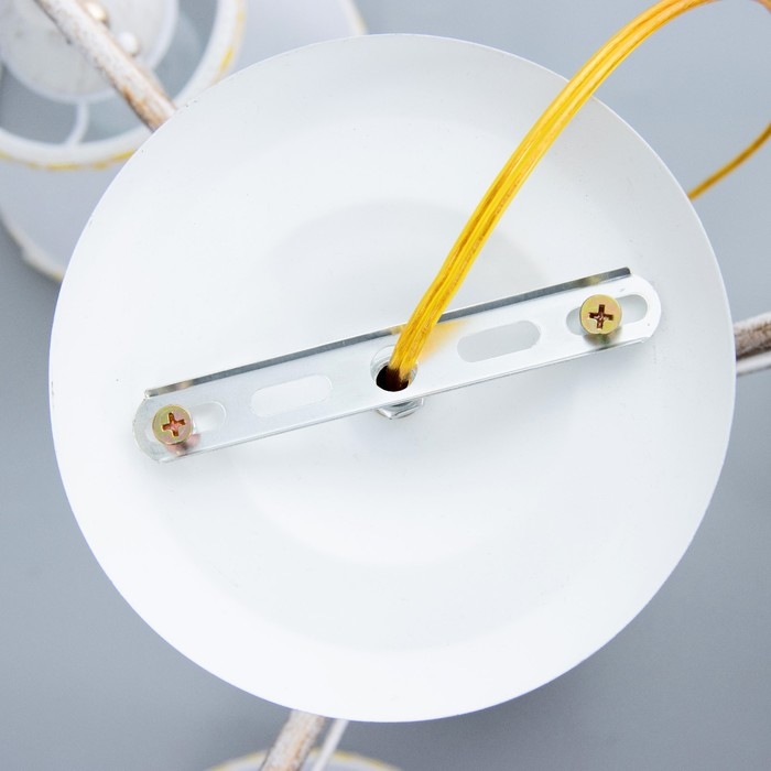 Люстра 2150/3 E27 40Вт белый с золотой патиной 47х47х35 см. Модель F761TT-700 Люстра 2150/3 E27 40Вт белый с золотой патиной 47х47х35 см. Модель F761TT-700