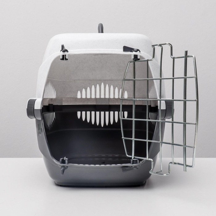 Переноска для животных до 9 кг  Переноска для животных до 9 кг "Пижон", металлическая дверь, 43 х 29 х 27,5 см, бело-серая