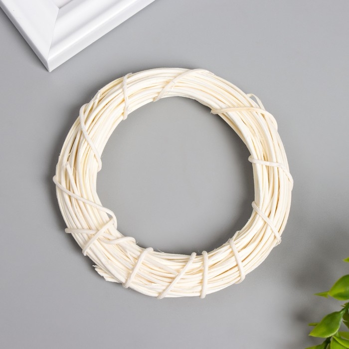 Кольцо ротанг для изготовления ловца снов Кольцо ротанг для изготовления ловца снов "Сливочный" d=10 см