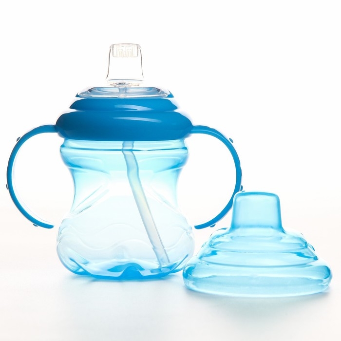 Поильник - непроливайка детский с мягким носиком, 240 мл., с ручками, цвет голубой Поильник - непроливайка детский с мягким носиком, 240 мл., с ручками, цвет голубой