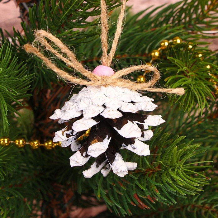 Новогодняя композиция «Шишки с бусинками», набор 6 шт. Новогодняя композиция «Шишки с бусинками», набор 6 шт.