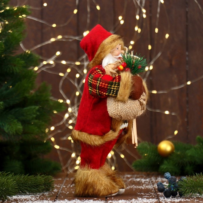 Дед Мороз  Дед Мороз "С мешком и лыжами" 30 см