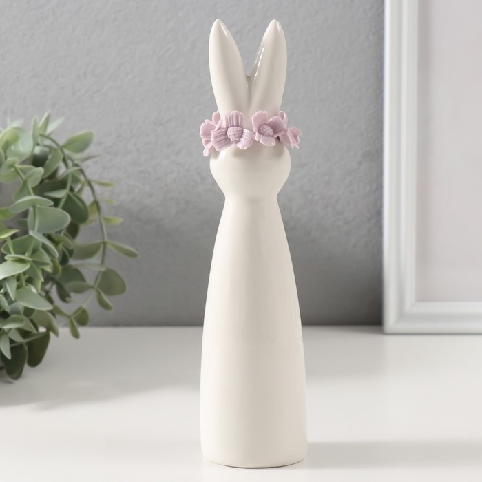 Сувенир керамика Сувенир керамика "Зайка в сиреневом цветочном веночке" 4,6х3,9х18,6 см