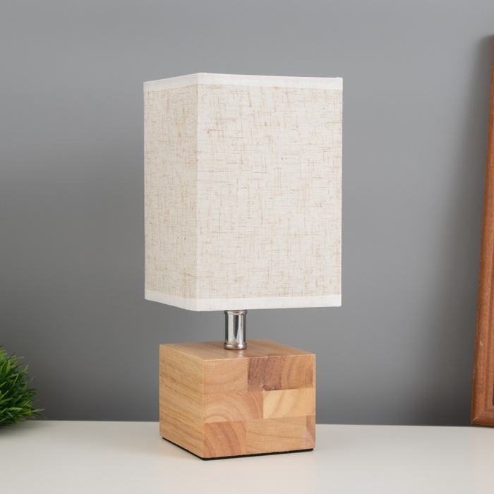 Лампа настольная Лампа настольная "Куб" 1х40Вт Е27 светлое дерево 11,5х11,5х27см