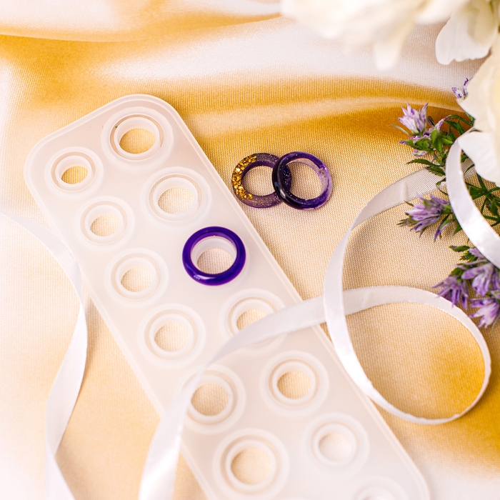 Форма силиконовая универсальная «Кольца» на 14 колец, 7 размеров — от 1,7 см до 2,3 см Форма силиконовая универсальная «Кольца» на 14 колец, 7 размеров — от 1,7 см до 2,3 см