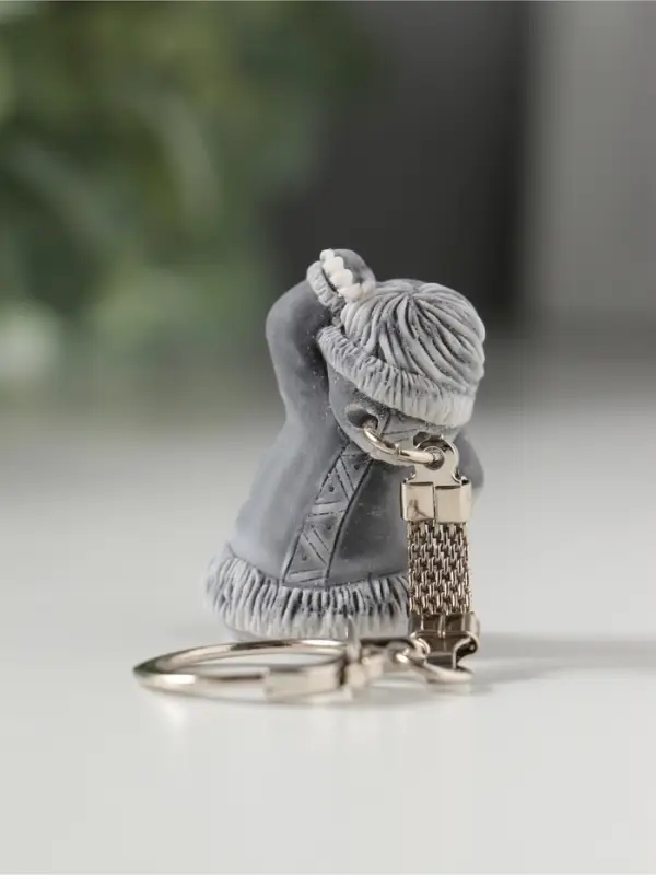 Брелок "Танцующая девочка" маленькая, 4см