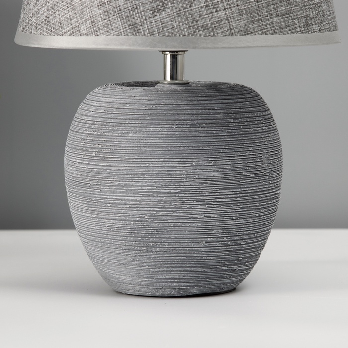 Настольная лампа с абажуром RISALUX «Люмина», Е14, 40 Вт, серый, 20×20×30.5 см