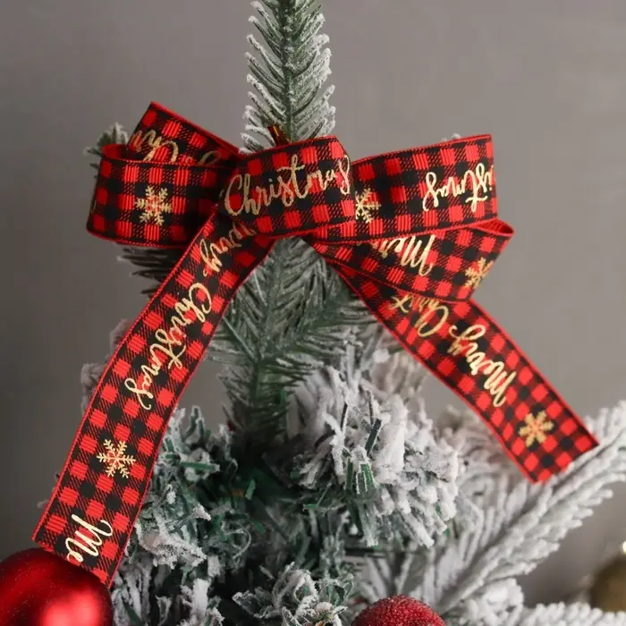 Искусственная ёлка настольная &laquo;Зимнее волшебство. Фестивальная&raquo;, 36 см, ветки отгибаются