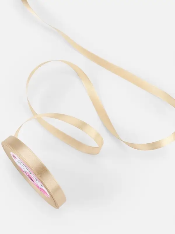 Лента атласная, 10 мм, 23±1 м, светло-бежевая Лента атласная, 10 мм, 23±1 м, светло-бежевая