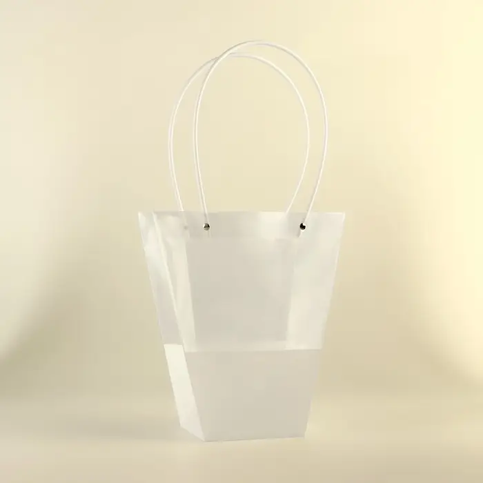 Сумка для цветов прозрачная, влагостойкая, белая, 26&times;24&times;12 см