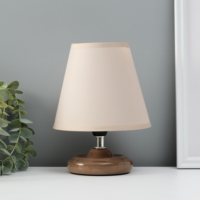 Лампа настольная Лампа настольная "Мини" 1х40Вт Е14 бежевый 15х15х20см МОДЕЛЬ: 3133993