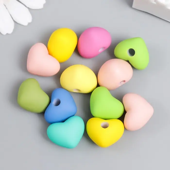 Набор бусин акриловых с несквозным отверстием «Арт Узор. Сердце», 12 шт., матовые, цветные, 1.2×1.8×1.4 см Набор бусин акриловых с несквозным отверстием «Арт Узор. Сердце», 12 шт., матовые, цветные, 1.2×1.8×1.4 см