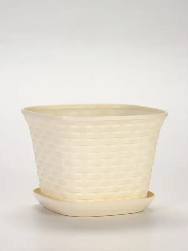 Кашпо квадратное &laquo;Ротанг&raquo; 4,6л с поддоном, цвет слоновая кость