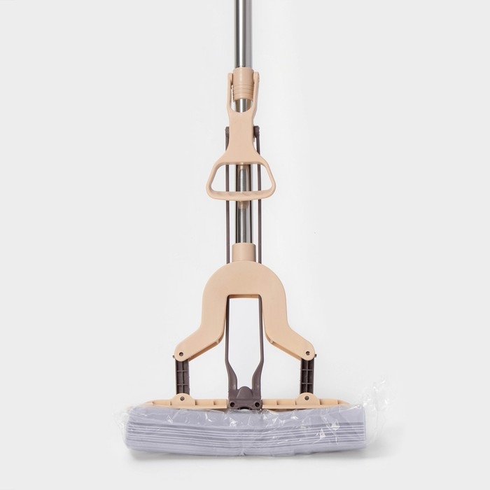 Швабра для мытья пола PVA Доляна, со складным отжимом, насадка 27×6 см, стальная составная ручка 116 см Швабра для мытья пола PVA Доляна, со складным отжимом, насадка 27×6 см, стальная составная ручка 116 см