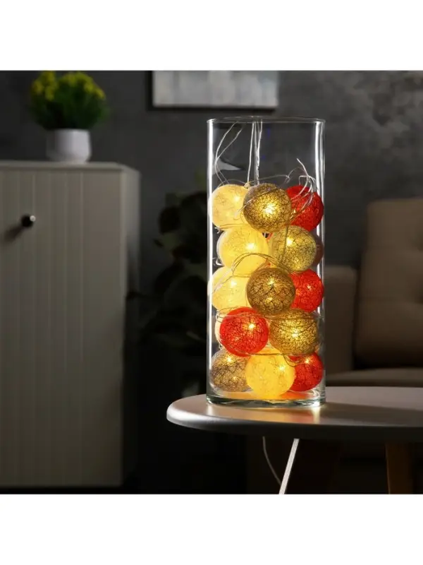 Гирлянда &laquo;Нить&raquo; 5 м с насадками &laquo;Клубки красно-голубые&raquo;, IP20, прозрачная нить, 20 LED, свечение тёплое белое, 220 В