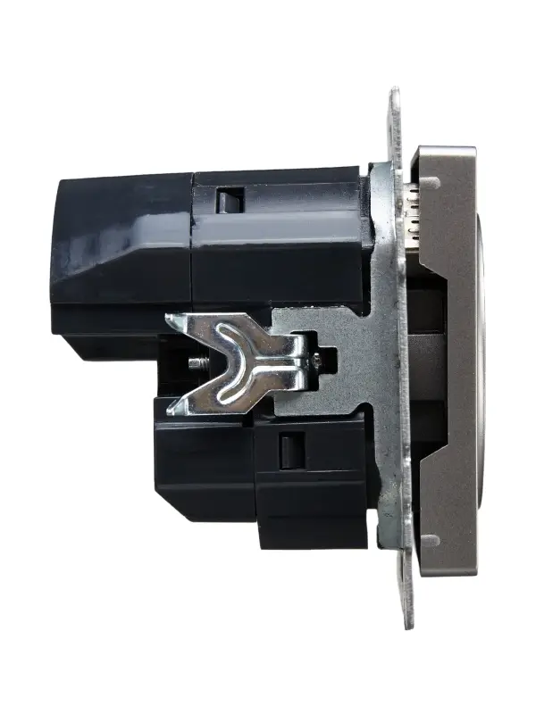 BRITE Розетка с заземлением с защитными шторками 16А с USB A+C 18Вт РЮш11-1-БрС сталь