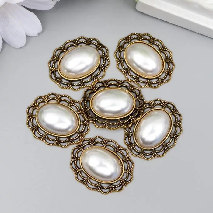 Декор для творчества металл  Декор для творчества металл "Медальон овал в золотой оправе" жемчужина 2,7х2,3х0,6 см