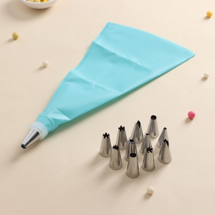 Набор кондитерский «С любовью», 14 предметов: насадки 12 шт d=1,7 см, адаптер, мешок 30×15 см Набор кондитерский «С любовью», 14 предметов: насадки 12 шт d=1,7 см, адаптер, мешок 30×15 см