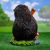Садовая фигура из полистоуна &laquo;Ёж с лопатой&raquo;, 31&times;22&times;22 см