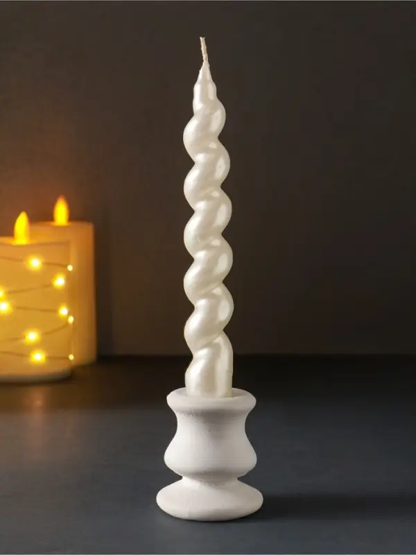 Свеча витая Luxury, 25&times;180 мм, лакированная, белая