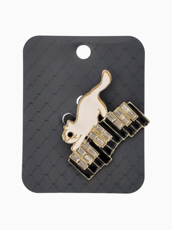 Брошь перламутровый Брошь перламутровый "Котёнок" с пианино, цвет чёрно-белый в золоте