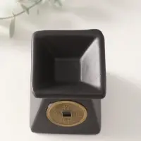 Аромалампа для эфирных масел &laquo;Монета&raquo;, керамика, 8&times;7.5&times;7.5 см, МИКС